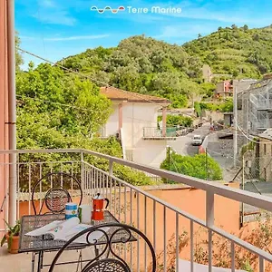  Apartment White 89, Terremarine Italy