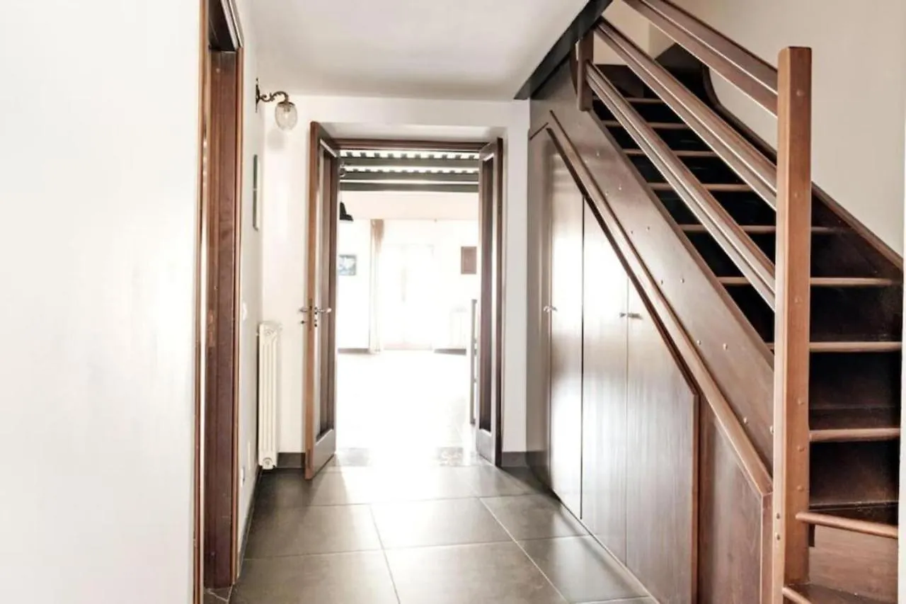 Tavola Tonda Apartament Palermo Apartment