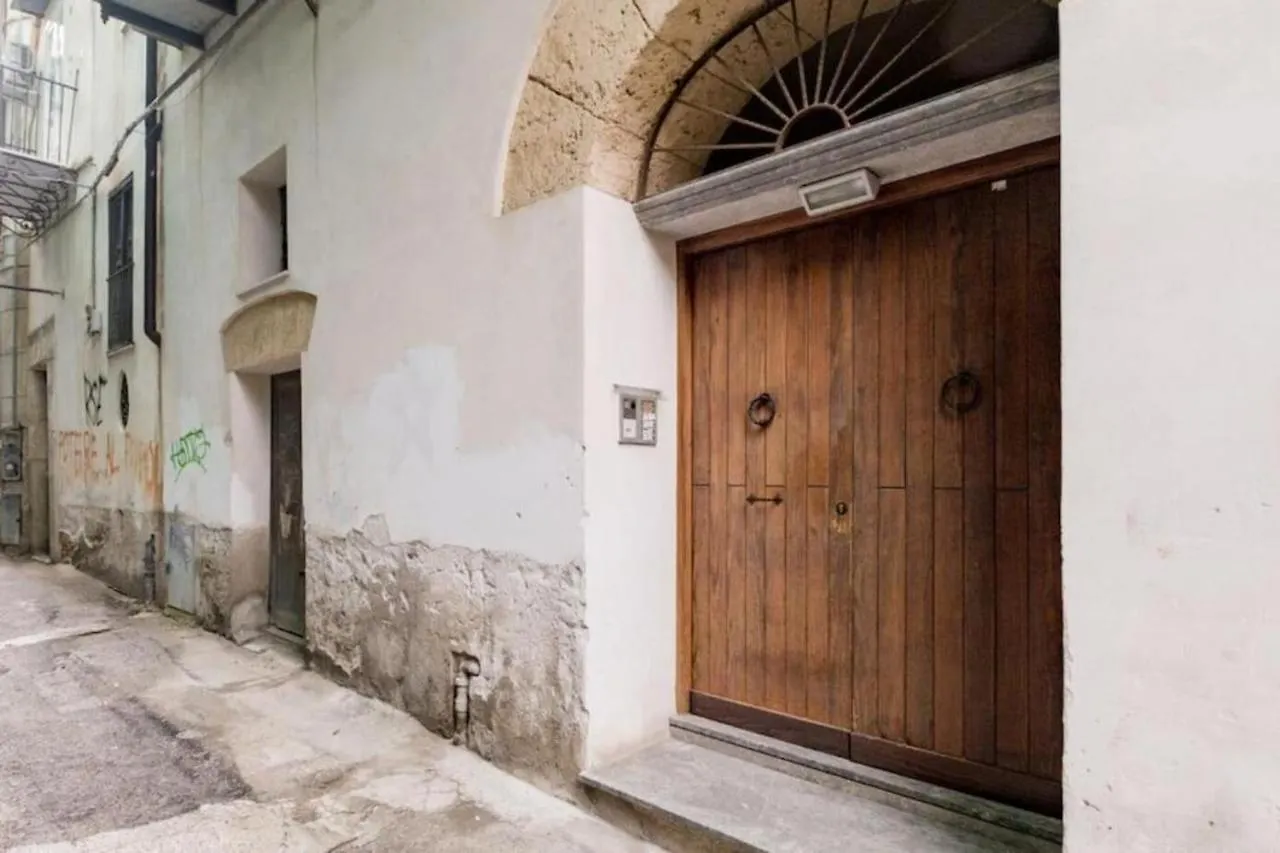 Tavola Tonda Apartament Palermo 0*,  Italy