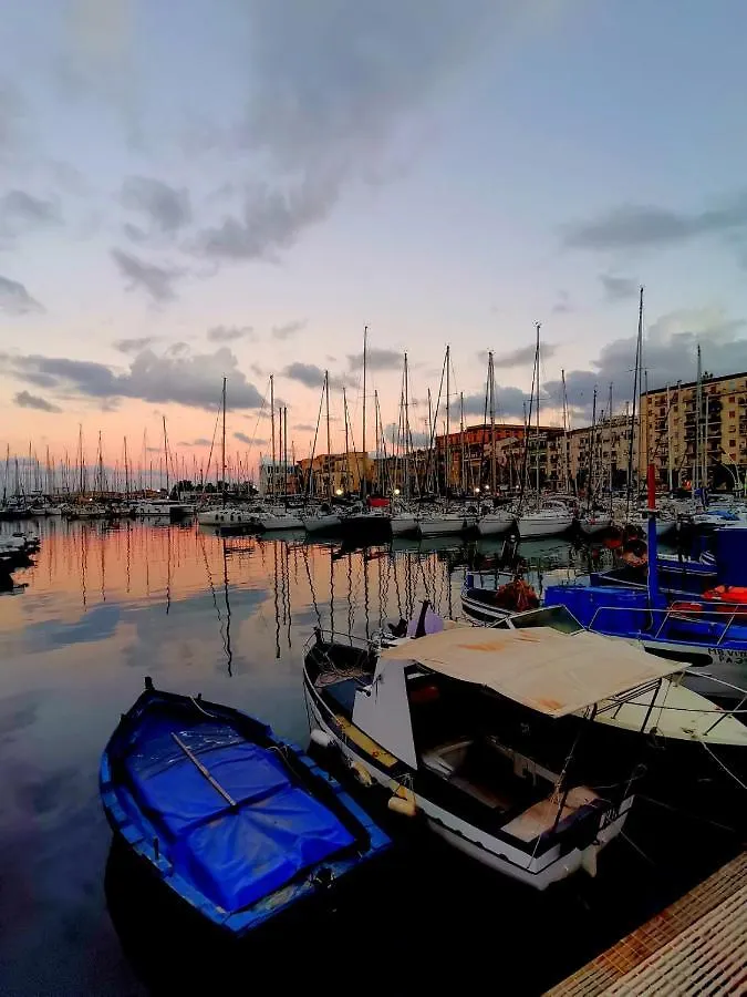 Tavola Tonda Apartament Palermo Apartment